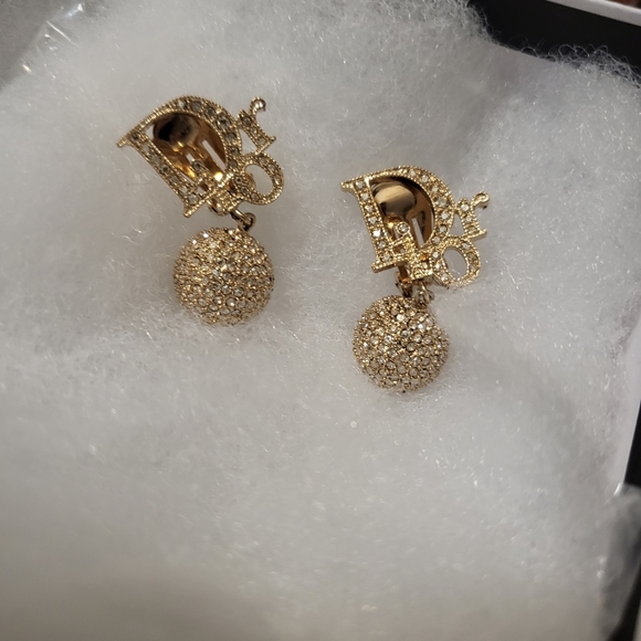 (SOLD)Authentic dior ball clip earing - Picture 3 of 3